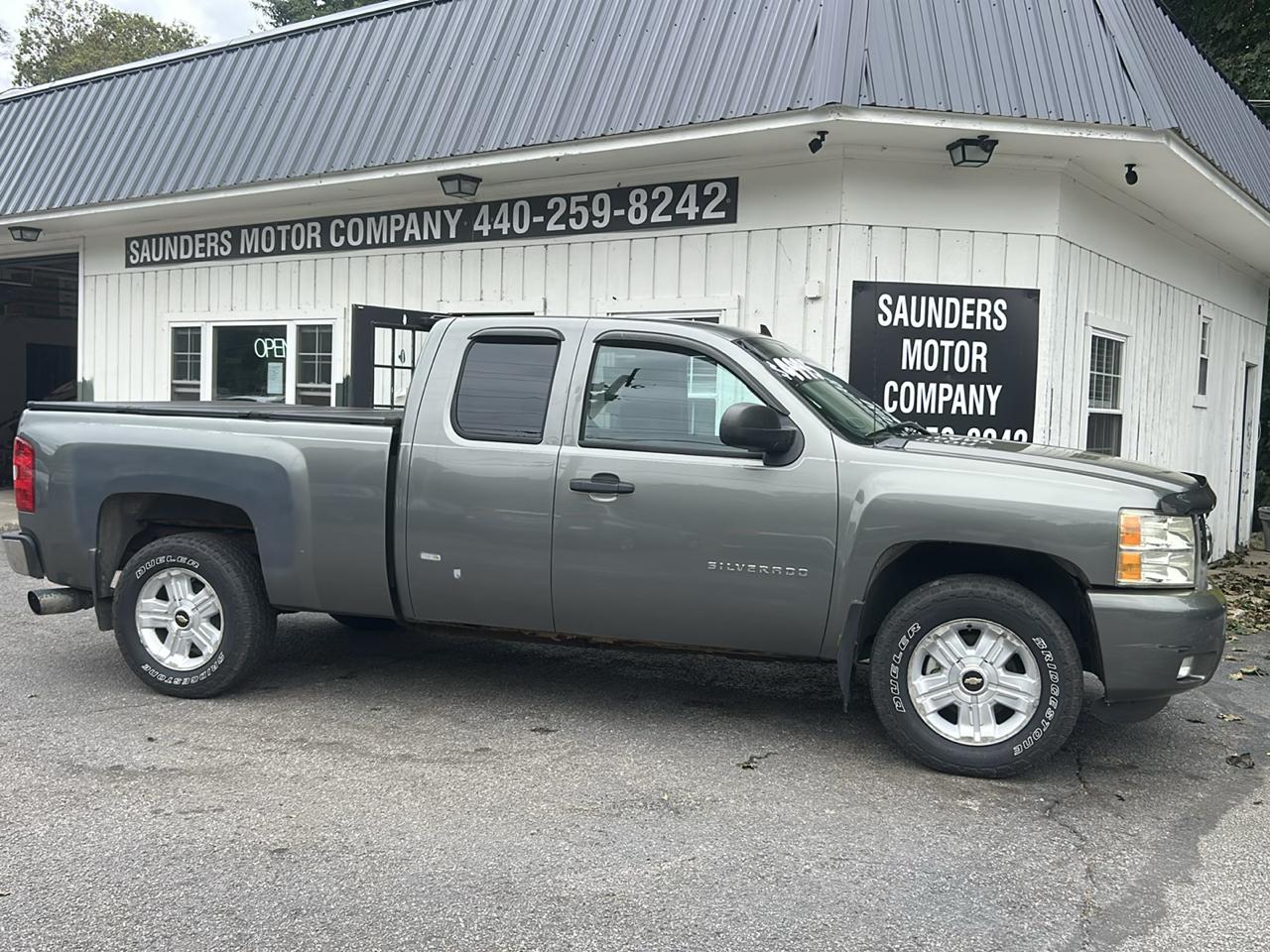 Chevrolet Silverado 1500 LT Ext. Cab Long Box 4WD 2011