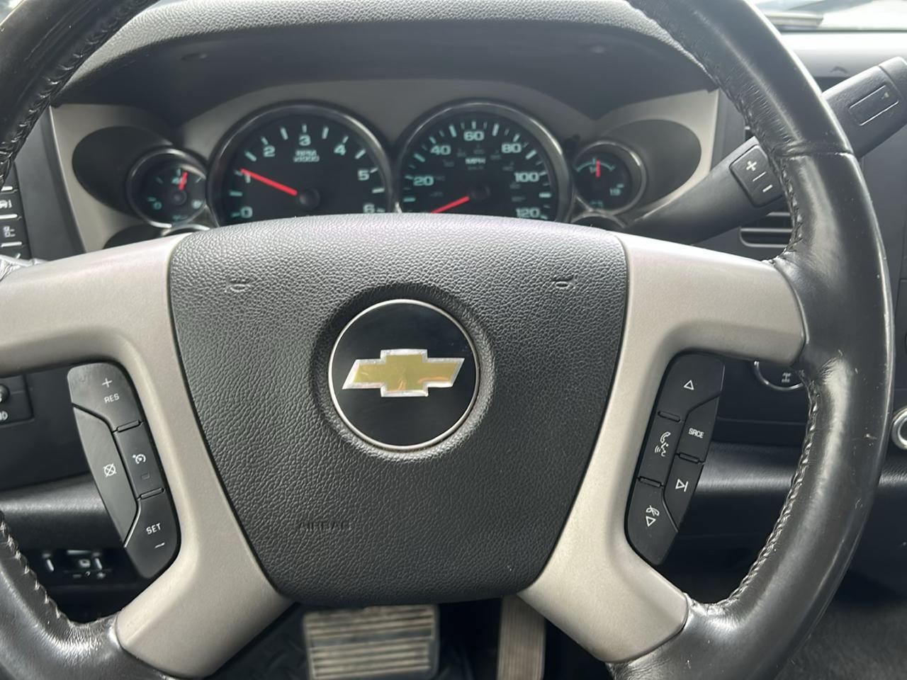 Chevrolet Silverado 1500 LT Ext. Cab Long Box 4WD 2011