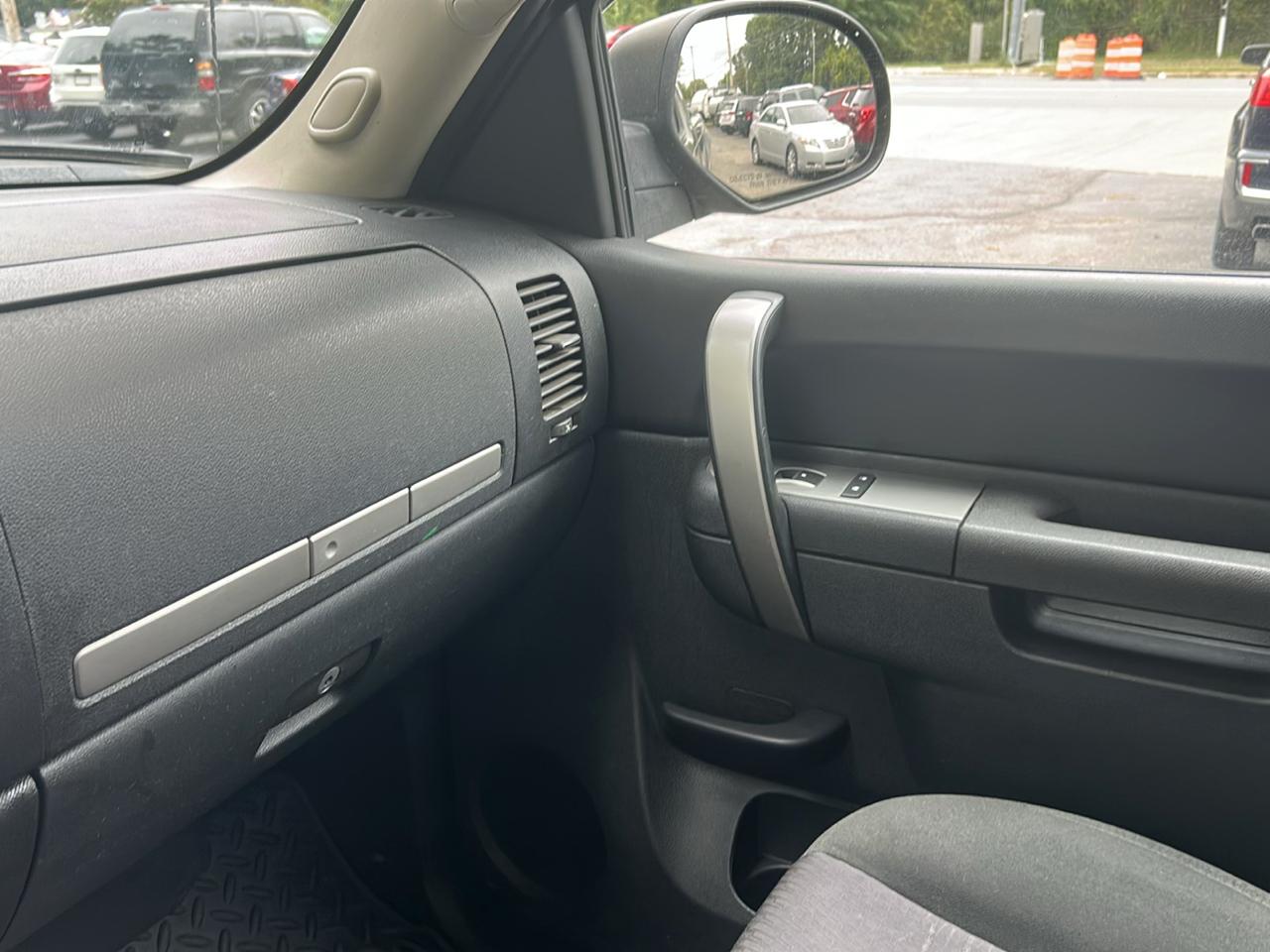 Chevrolet Silverado 1500 LT Ext. Cab Long Box 4WD 2011