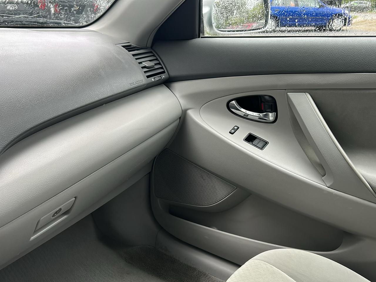 Toyota Camry CE 5-Spd AT 2007