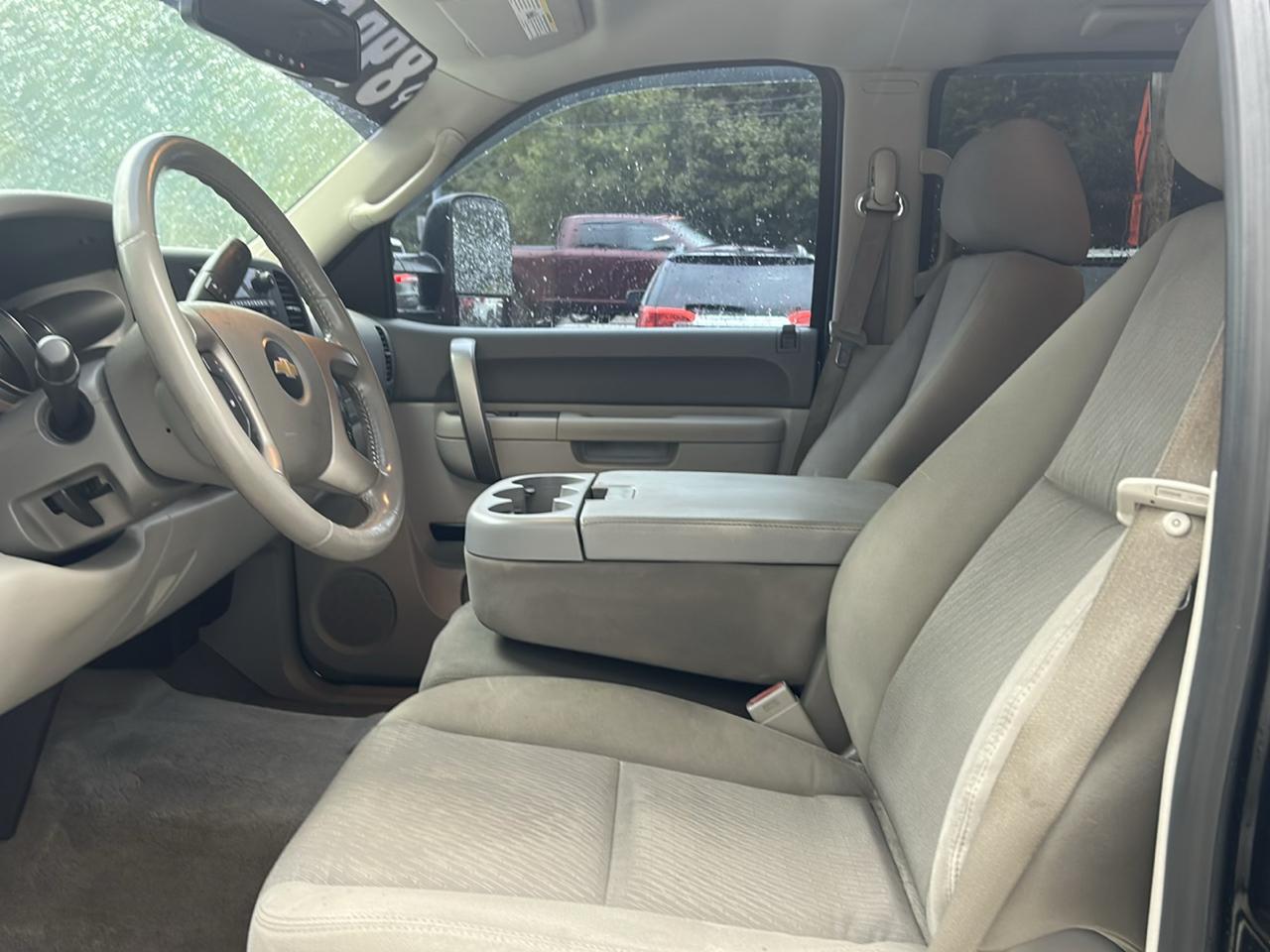 Chevrolet Silverado 1500 LT Crew Cab 4WD 2012