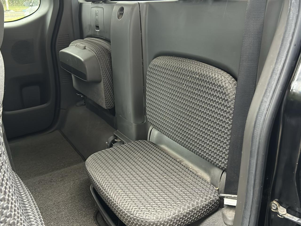 Nissan Frontier LE King Cab 4WD 2008