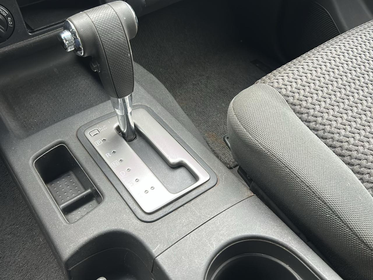 Nissan Frontier LE King Cab 4WD 2008