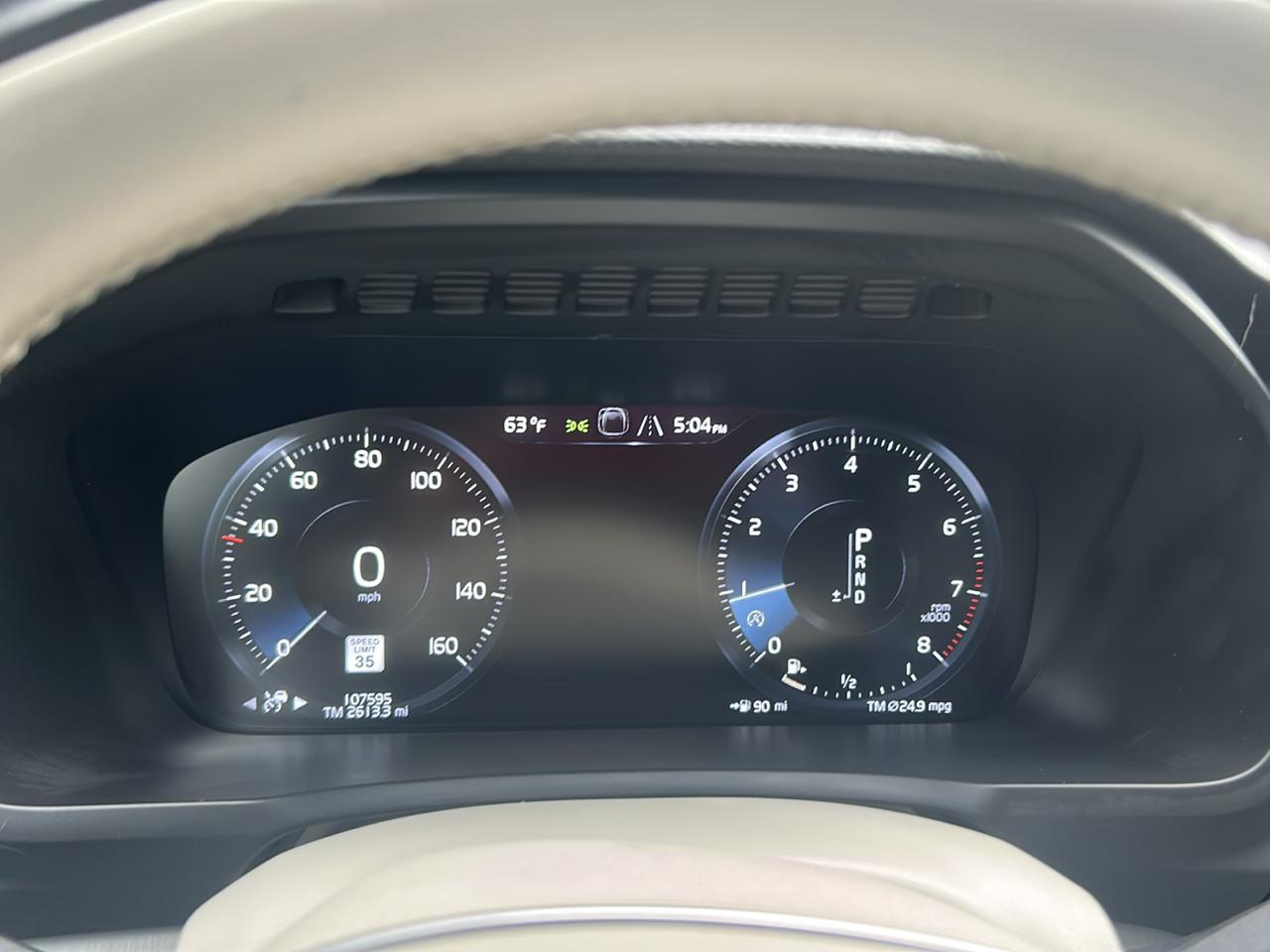 Volvo XC90 T5 Momentum 2022