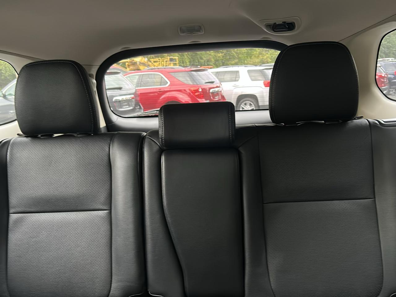 Mitsubishi Outlander SEL AWD 2017