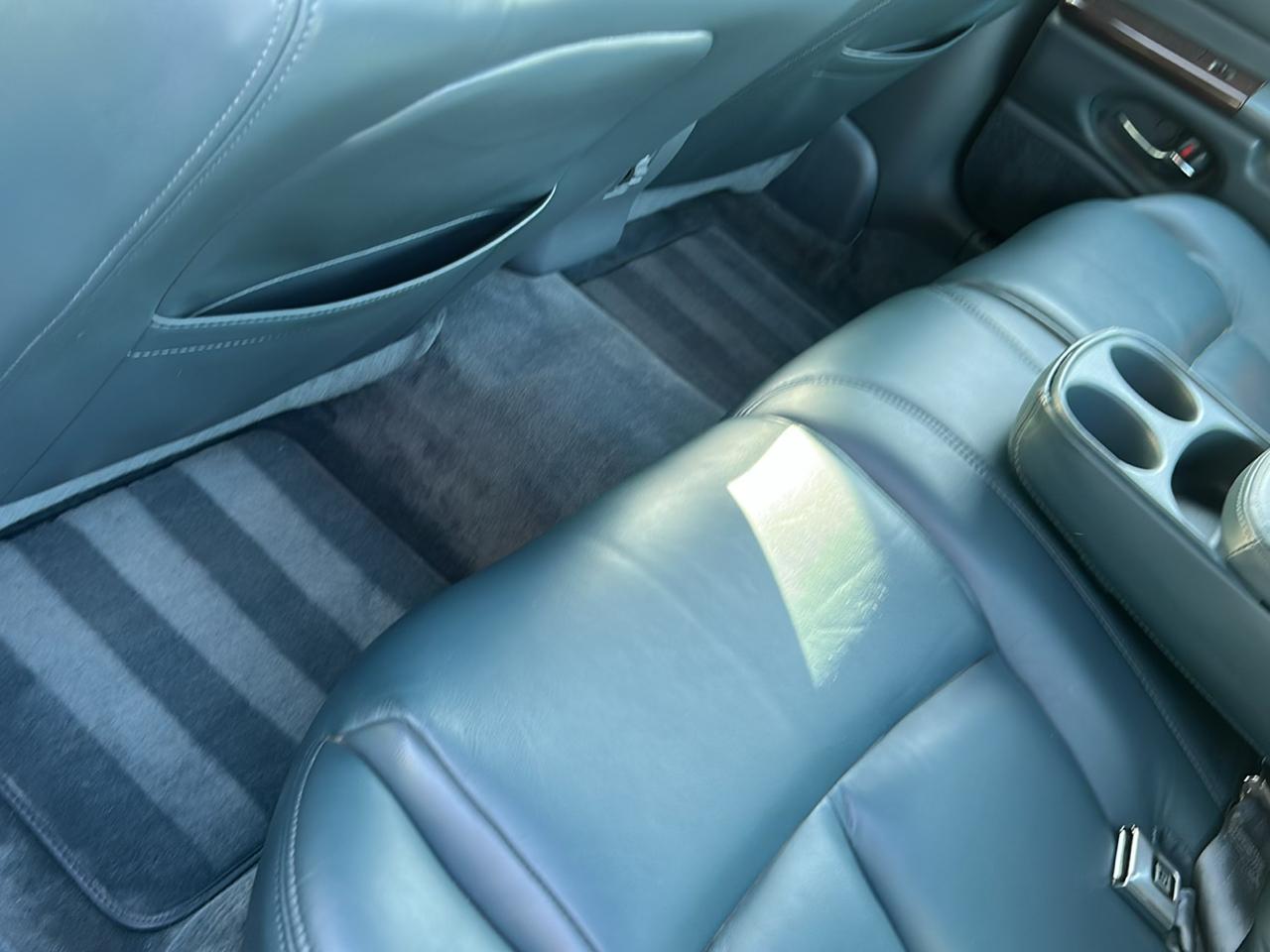 Oldsmobile Aurora Base 1996