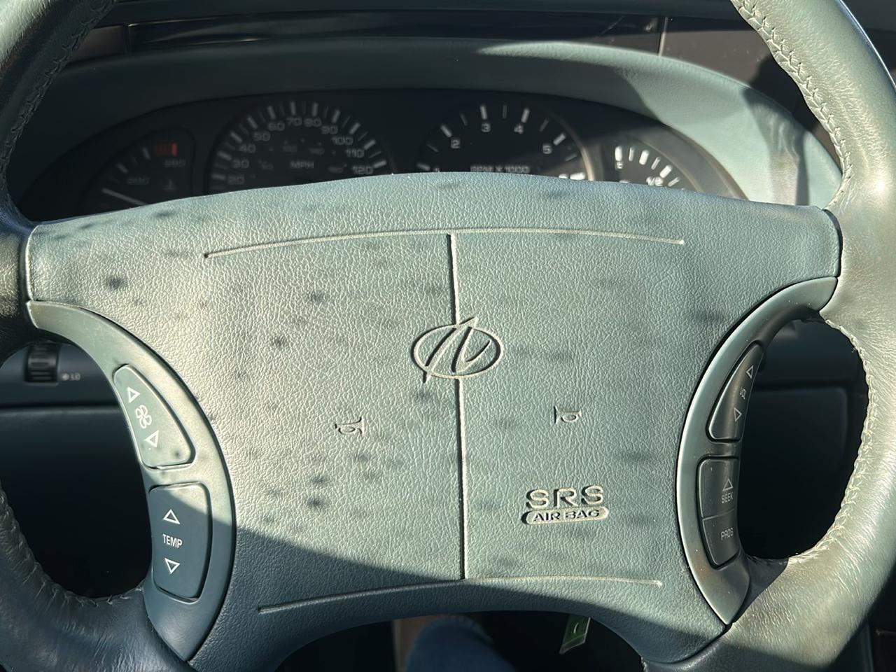 Oldsmobile Aurora Base 1996