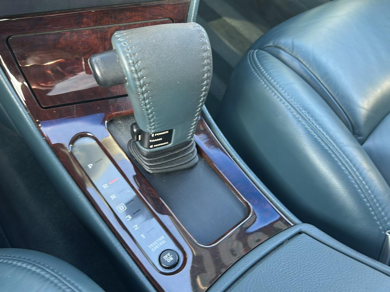 Oldsmobile Aurora Base 1996