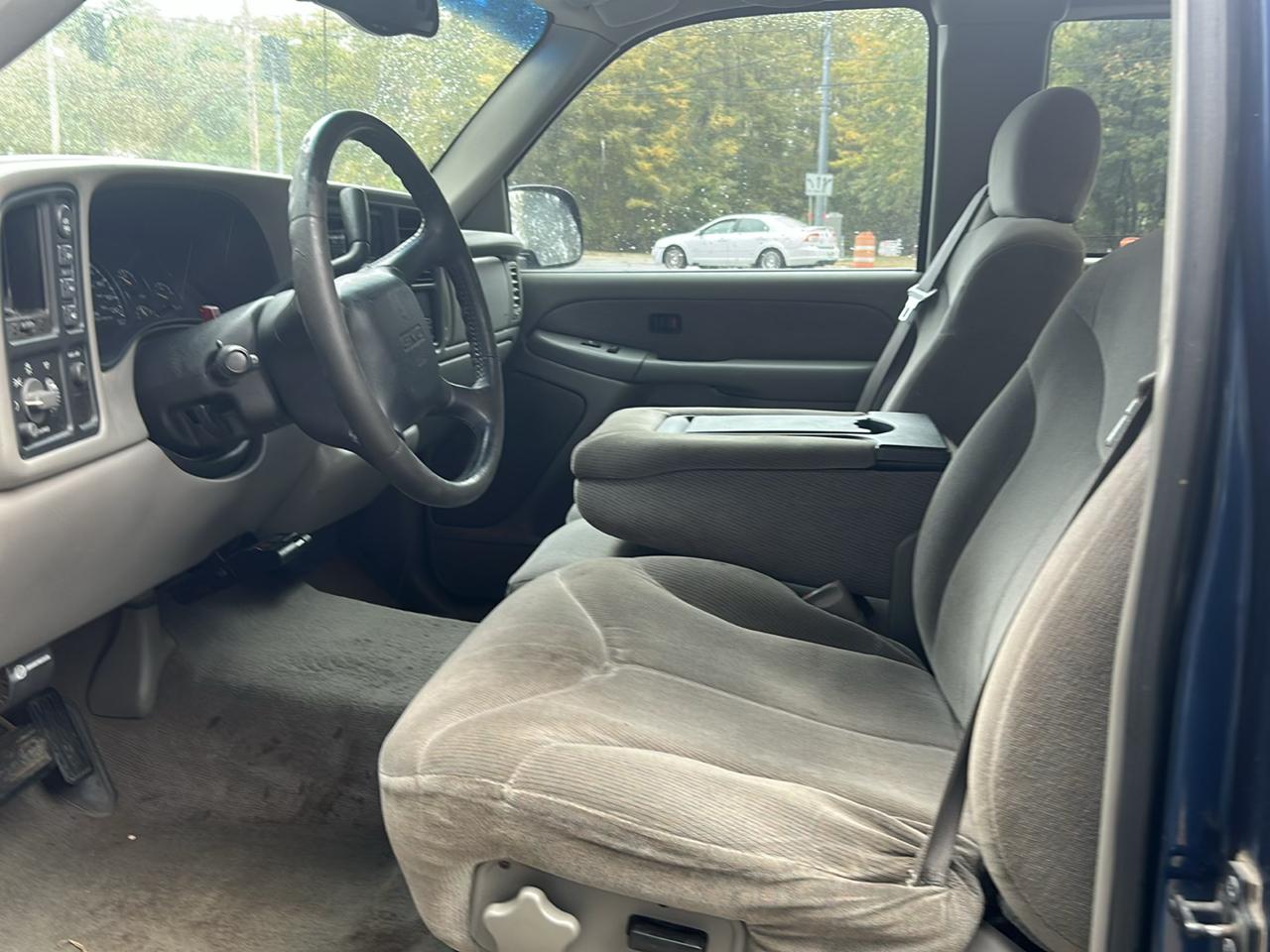 GMC Sierra 2500 SL Ext. Cab 3-Door Short Bed 4WD 2000
