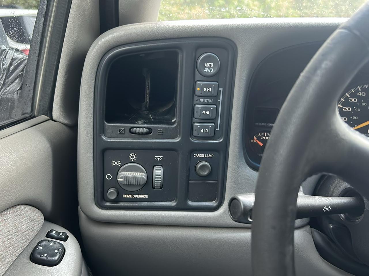 GMC Sierra 2500 SL Ext. Cab 3-Door Short Bed 4WD 2000