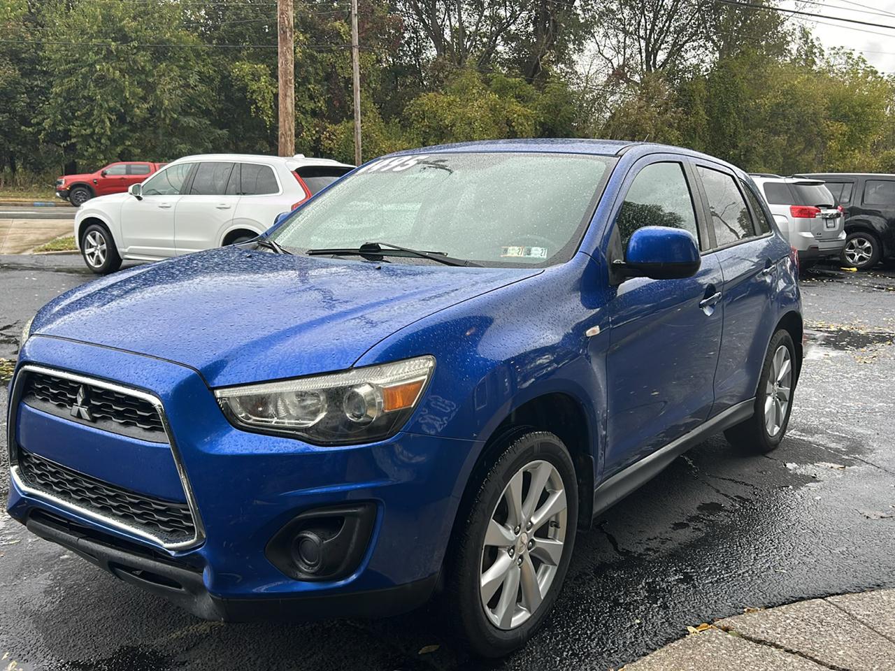 Mitsubishi Outlander Sport ES 2WD 2015