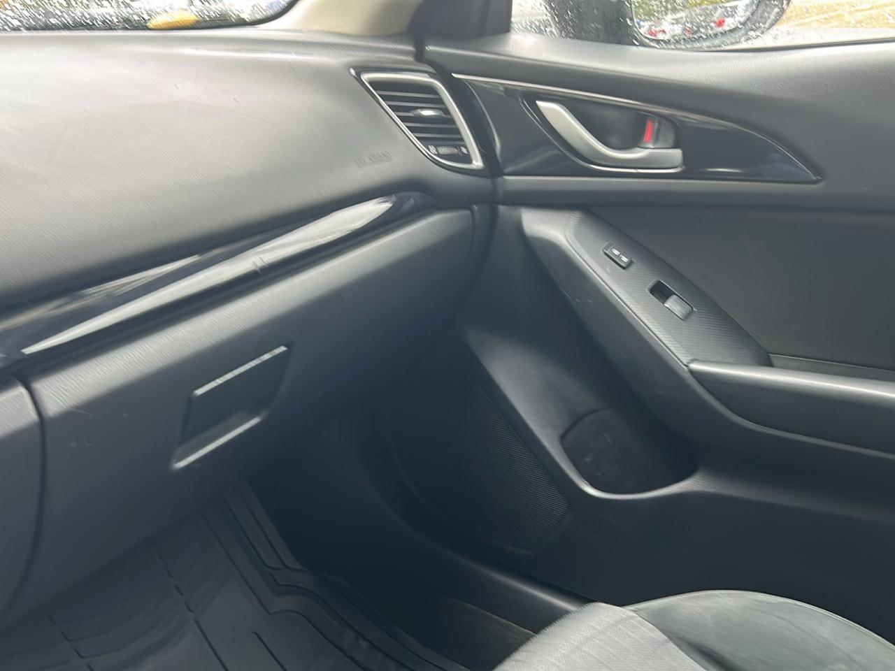 Mazda MAZDA3 i Sport AT 4-Door 2016