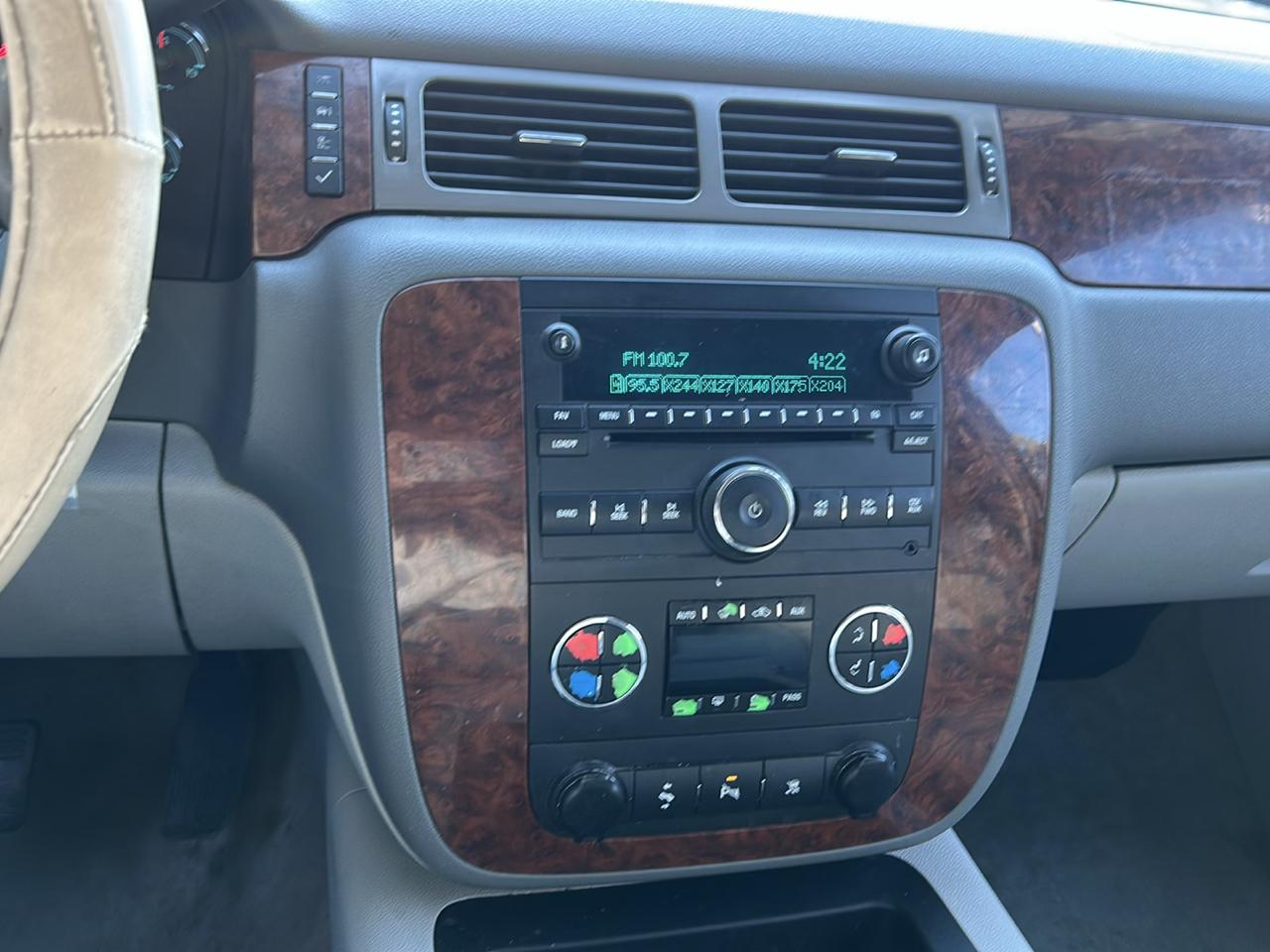 Chevrolet Suburban LTZ 1500 4WD 2008