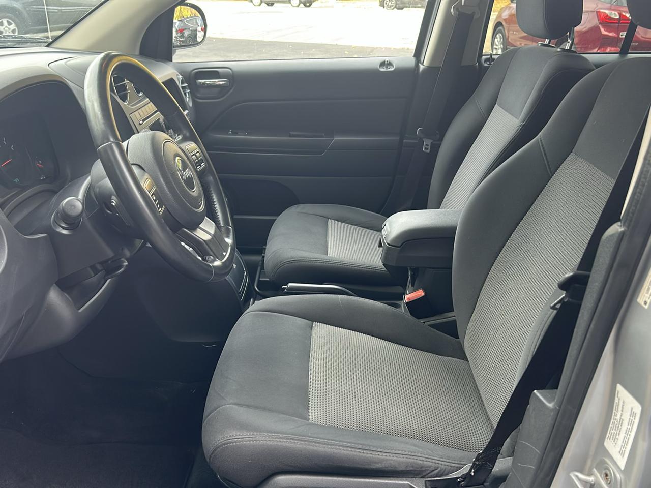 Jeep Compass Sport 4WD 2011