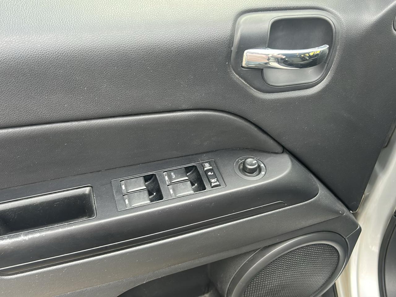 Jeep Compass Sport 4WD 2011