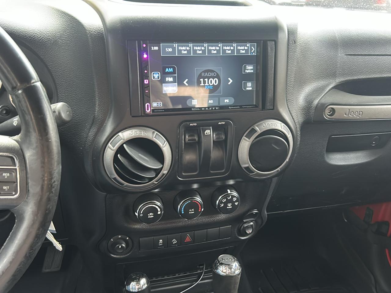 Jeep Wrangler Sport 4WD 2015