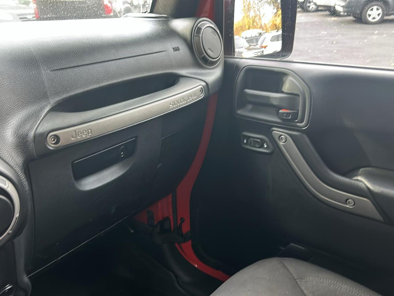 Jeep Wrangler Sport 4WD 2015
