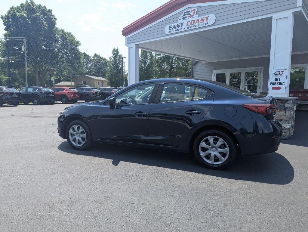 Mazda MAZDA3 i SV AT 4-Door 2015