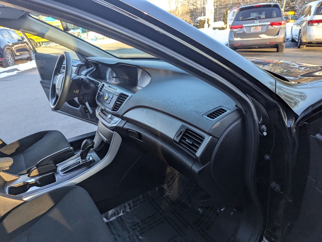 Honda Accord LX Sedan CVT 2013