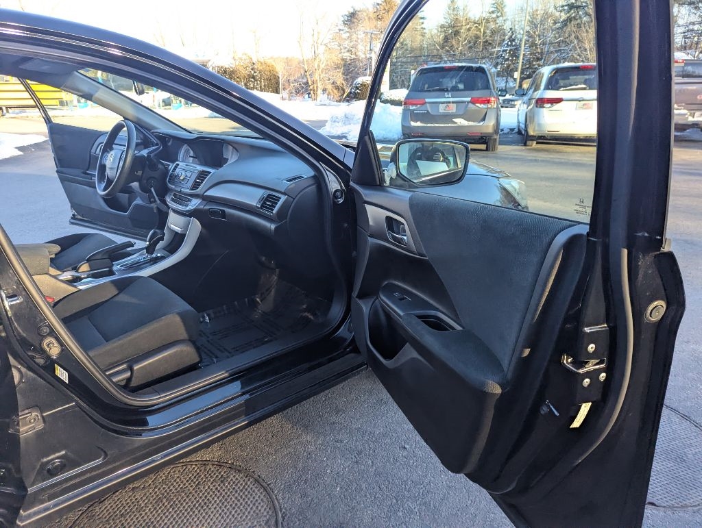 Honda Accord LX Sedan CVT 2013