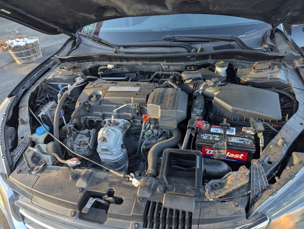 Honda Accord LX Sedan CVT 2013