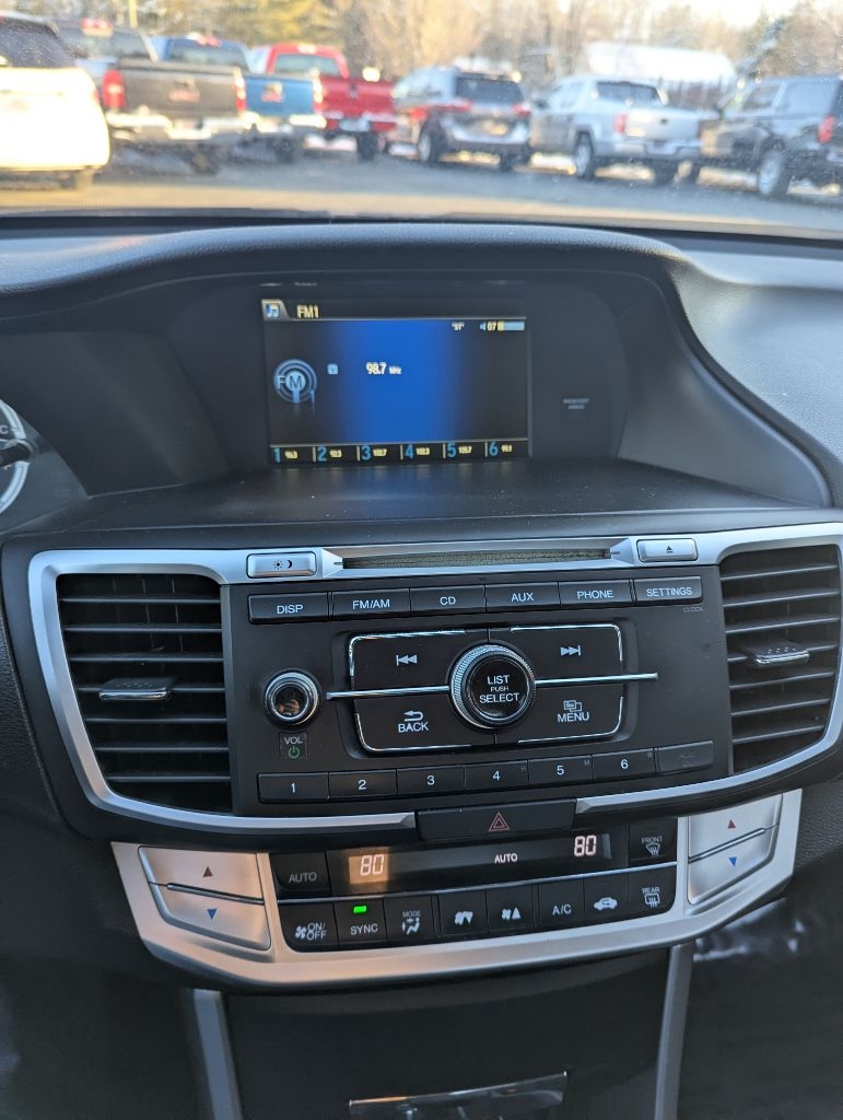 Honda Accord LX Sedan CVT 2013