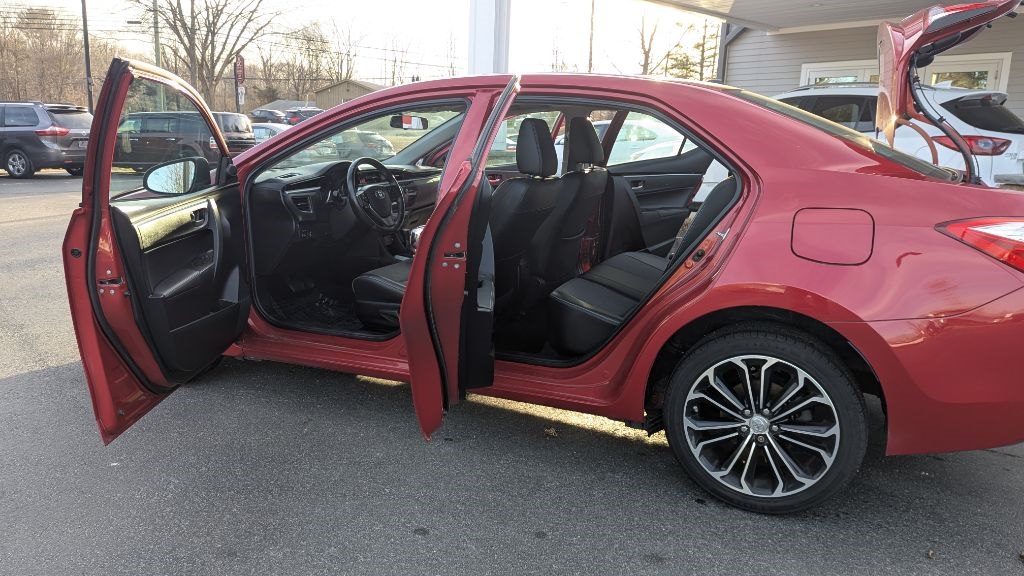 Toyota Corolla LE CVT 2015