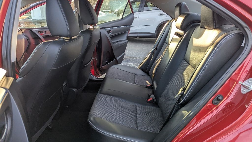 Toyota Corolla LE CVT 2015