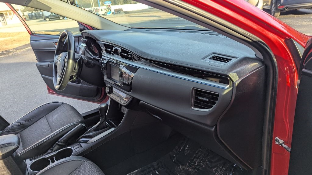 Toyota Corolla LE CVT 2015