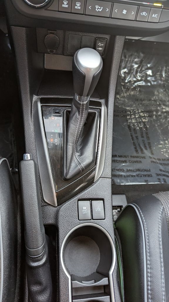 Toyota Corolla LE CVT 2015