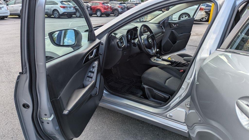 Mazda MAZDA3 i Touring AT 4-Door 2014