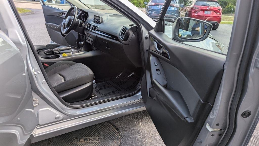 Mazda MAZDA3 i Touring AT 4-Door 2014