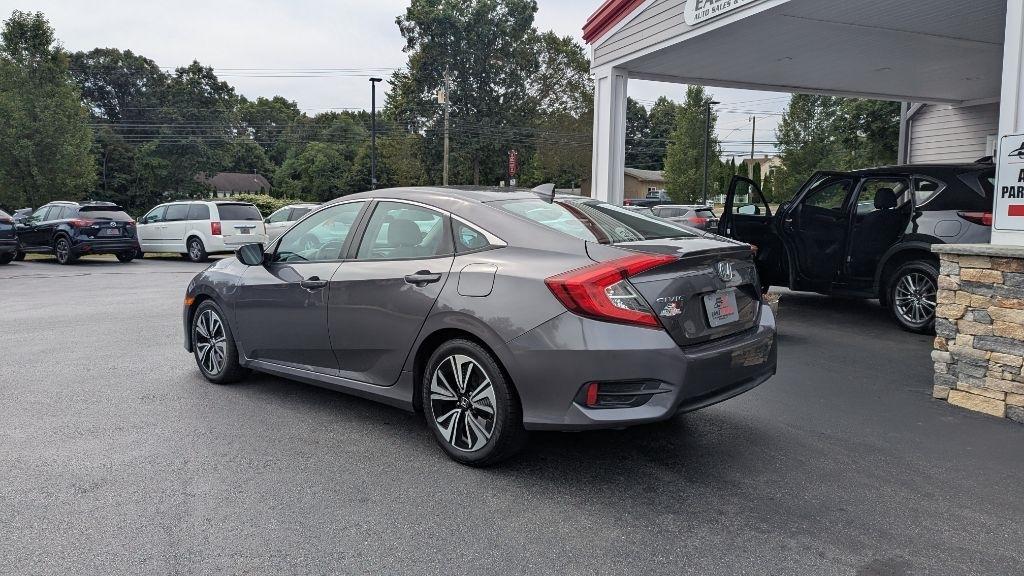 Honda Civic EX-T Sedan CVT 2017