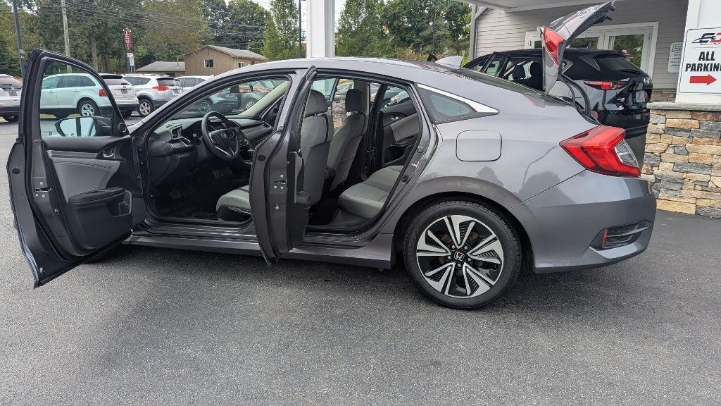 Honda Civic EX-T Sedan CVT 2017