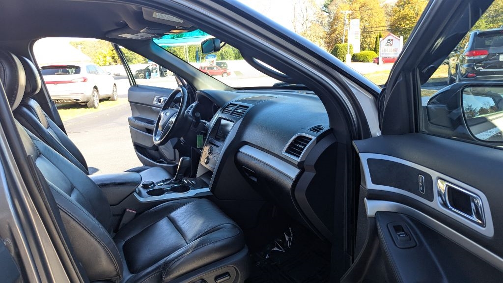 Ford Explorer XLT 4WD 2014 Ford Explorer XLT 4WD 2014