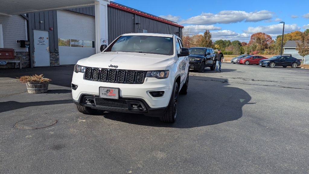 Jeep Grand Cherokee Laredo 4WD 2019 Jeep Grand Cherokee Laredo 4WD 2019
