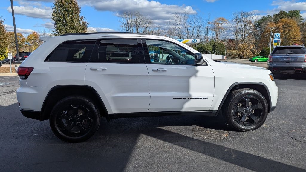 Jeep Grand Cherokee Laredo 4WD 2019 Jeep Grand Cherokee Laredo 4WD 2019