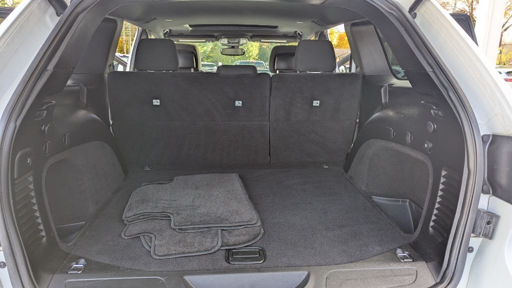 Jeep Grand Cherokee Laredo 4WD 2019 Jeep Grand Cherokee Laredo 4WD 2019