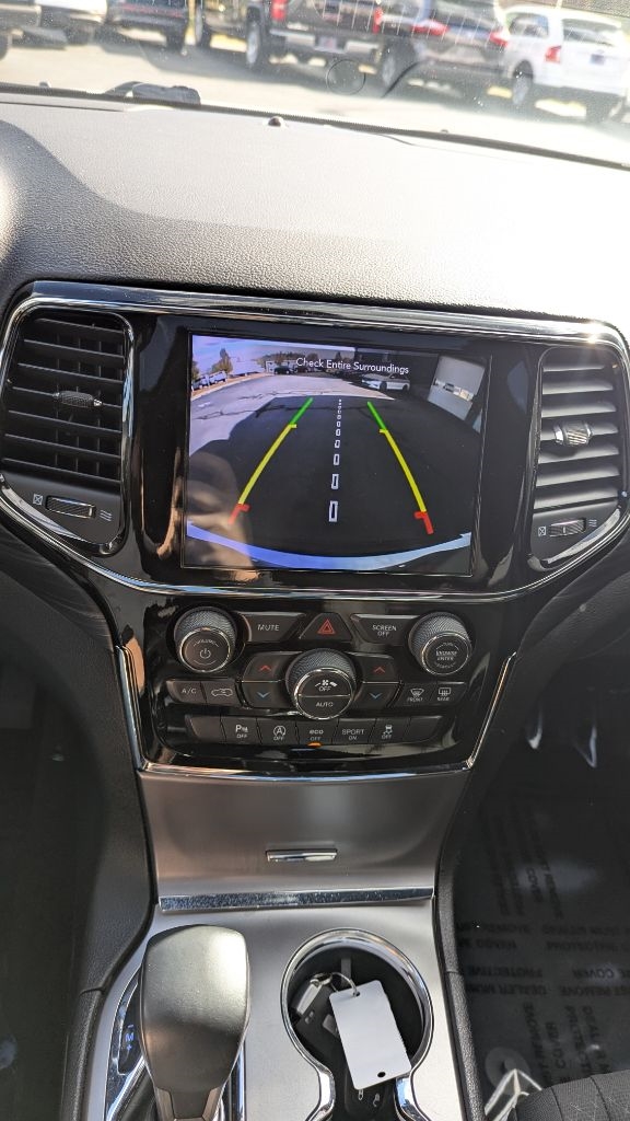 Jeep Grand Cherokee Laredo 4WD 2019 Jeep Grand Cherokee Laredo 4WD 2019