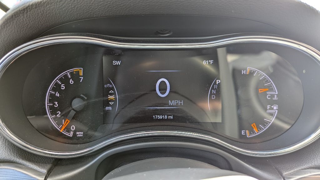 Jeep Grand Cherokee Laredo 4WD 2019 Jeep Grand Cherokee Laredo 4WD 2019