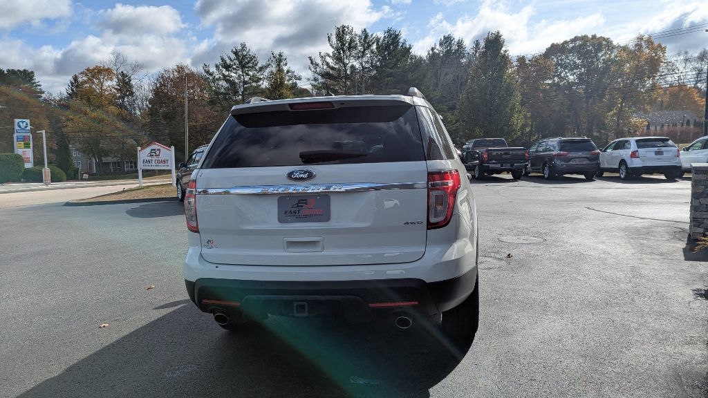 Ford Explorer XLS 4WD 2011 Ford Explorer XLS 4WD 2011