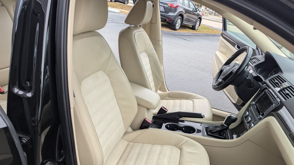 Volkswagen Passat 2.0L TDI SEL Premium 2014 Volkswagen Passat 2.0L TDI SEL Premium 2014