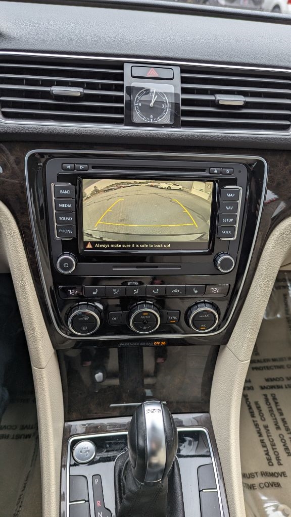 Volkswagen Passat 2.0L TDI SEL Premium 2014 Volkswagen Passat 2.0L TDI SEL Premium 2014