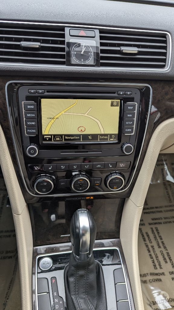 Volkswagen Passat 2.0L TDI SEL Premium 2014 Volkswagen Passat 2.0L TDI SEL Premium 2014