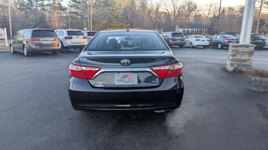 Toyota Camry LE 2017