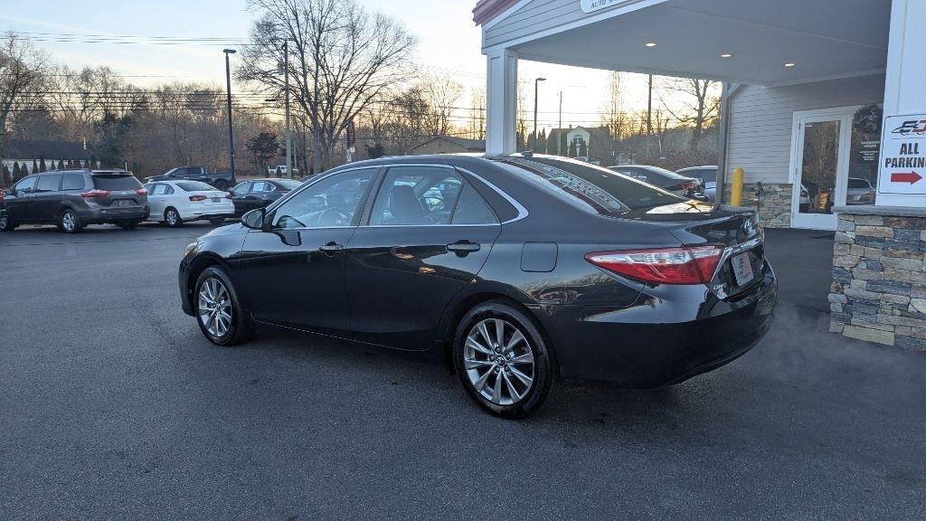 Toyota Camry LE 2017