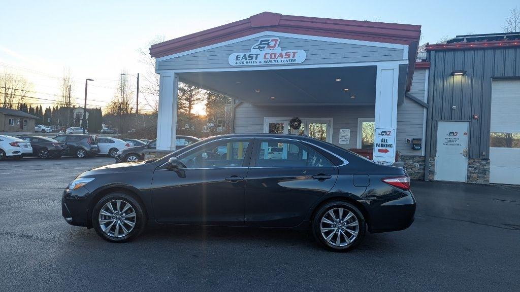 Toyota Camry LE 2017