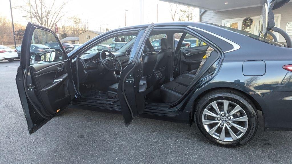 Toyota Camry LE 2017