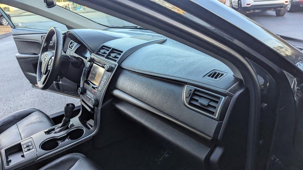 Toyota Camry LE 2017