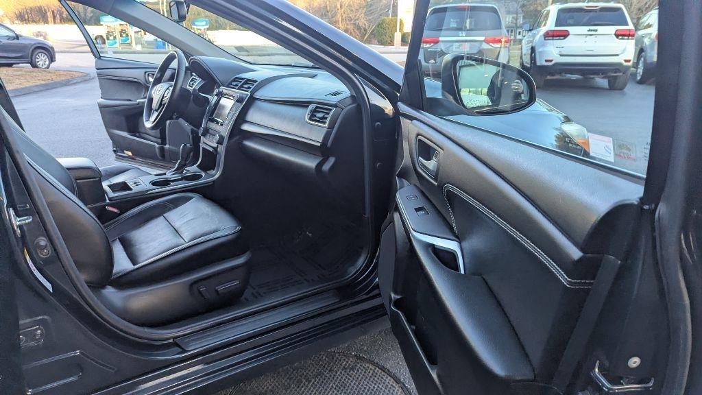 Toyota Camry LE 2017